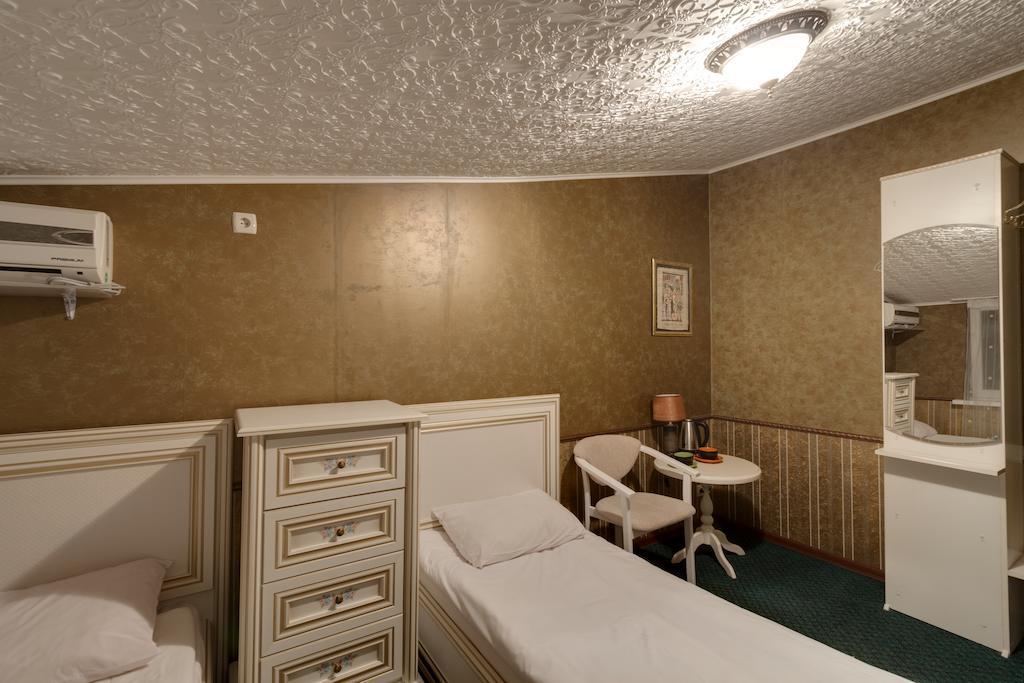 Pokrovsky Kiev Habitación foto